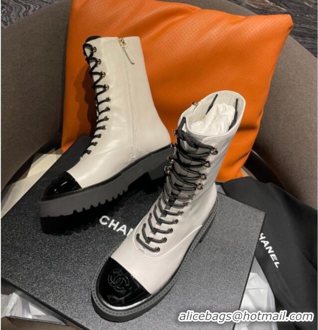 Stylish Chanel Calfskin Lace-ups Ankle Boots White 070486