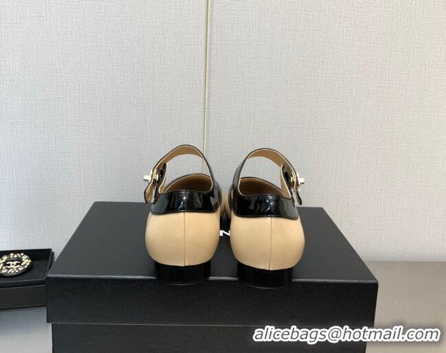 Stylish Chanel Lambskin Flat Shoes Beige 0704100