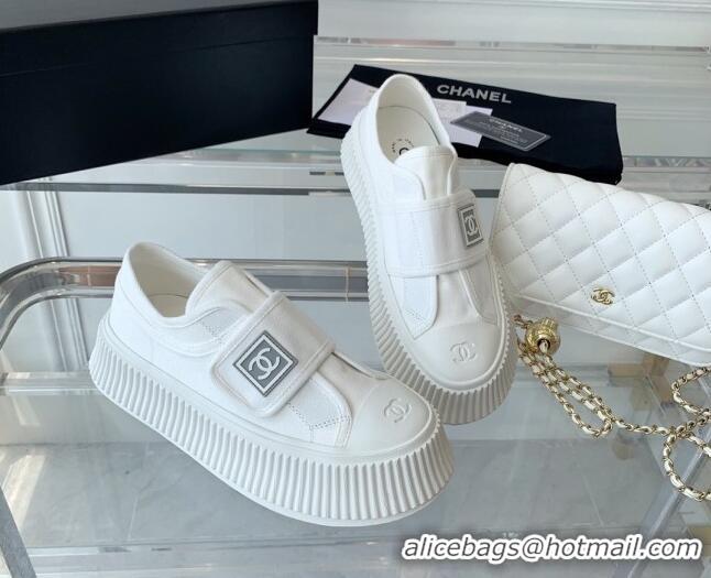 Trendy Design Chanel Canvas Platform Sneakers White 071826