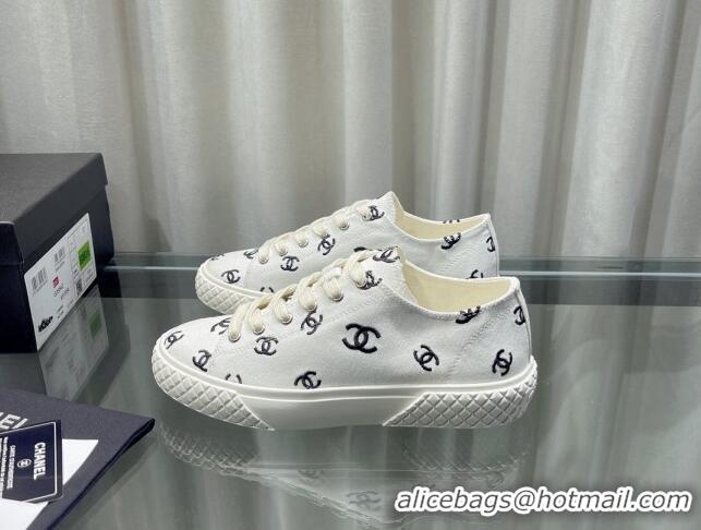 Lowest Cost Chanel CC Canvas Sneakers White 071831