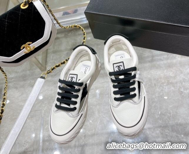 Original Cheap Chanel Cut-out Leather Sneakers White 071842