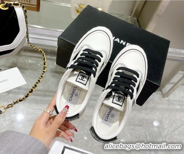 Original Cheap Chanel Cut-out Leather Sneakers White 071842