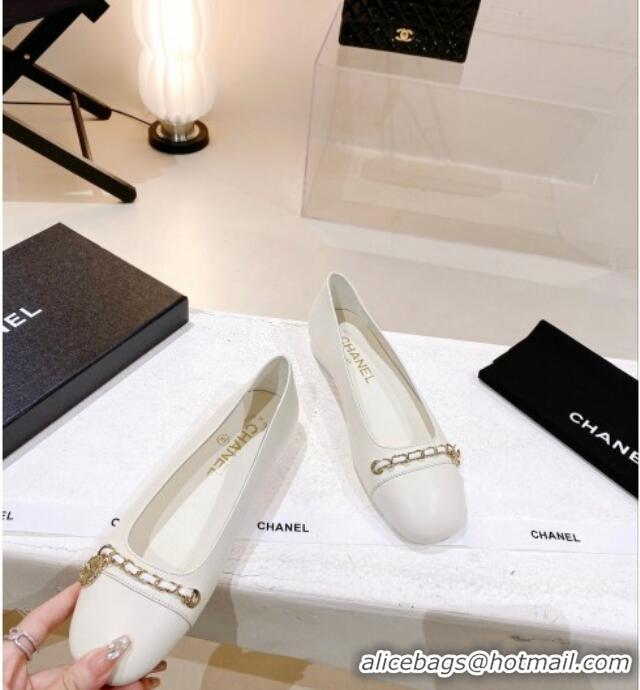 Unique Style Chanel Leather Ballerinas with Chain White 071886