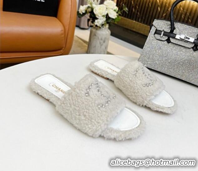 Top Grade Chanel Fur Pearl CC Flat Slide Sandals White 072162