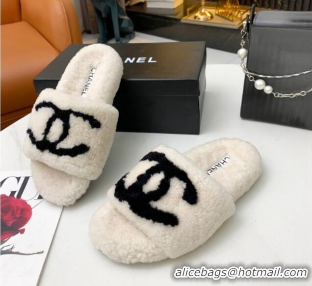 Sumptuous Chanel Shearling CC Flat Slide Sandals White 072168