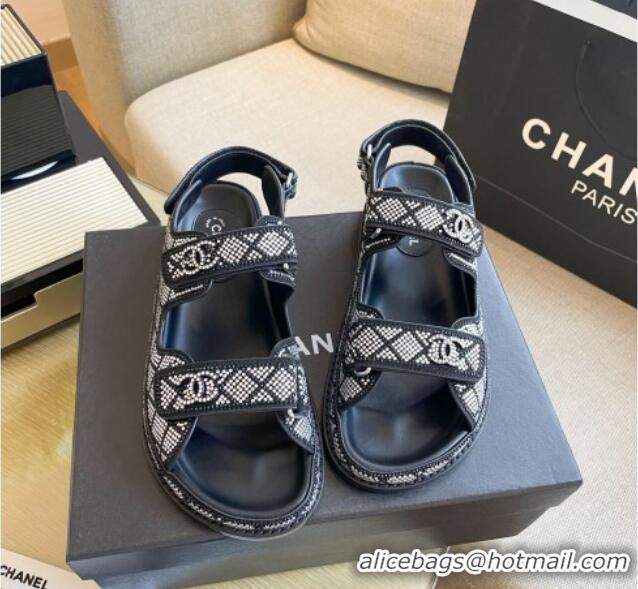 Good Looking Chanel Crystal Flat Strap Sandals White 080891