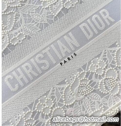 Famous Brand Dior Medium Book Tote Bag in White Embroidery with Macrame Effect M941 2022