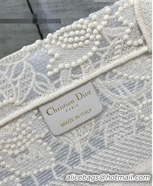 Famous Brand Dior Medium Book Tote Bag in White Embroidery with Macrame Effect M941 2022