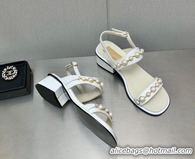 Sumptuous Chanel Leather Sandals 3cm with Pearls Charm G37439 White 080917