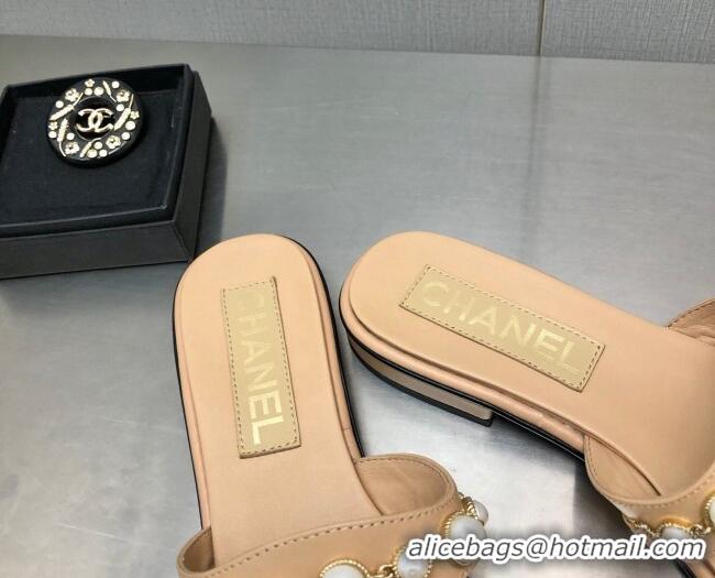 Sophisticated Chanel Leather Flat Slide Sandals with Pearls Charm G37439 Apricot 2080920