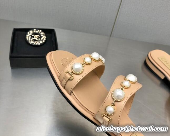 Sophisticated Chanel Leather Flat Slide Sandals with Pearls Charm G37439 Apricot 2080920