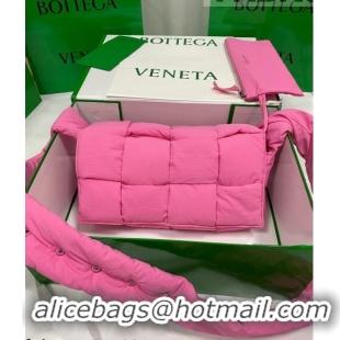 Classic Specials Bottega Veneta Padded Tech Cassette Crossbody Bag 628951 Rose 2021