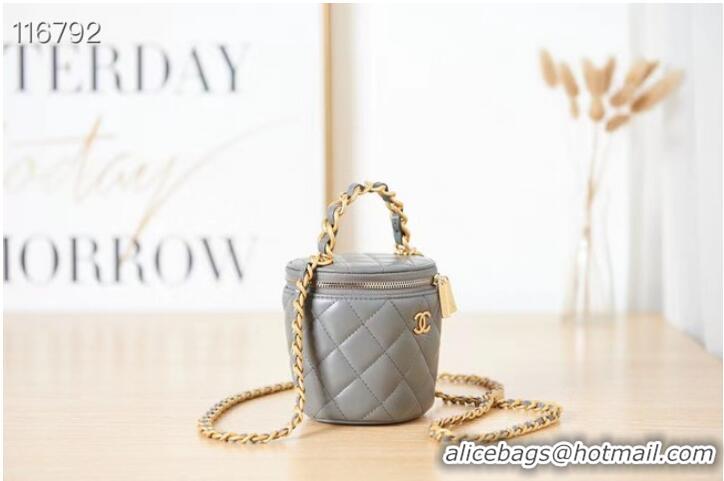 Good Looking CHANEL VANITY WITH CHAIN Lambskin & Gold-Tone Metal AS2873 gray