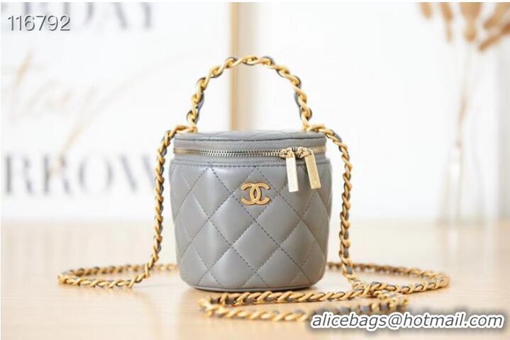 Good Looking CHANEL VANITY WITH CHAIN Lambskin & Gold-Tone Metal AS2873 gray