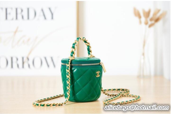 Promotional CHANEL VANITY WITH CHAIN Lambskin & Gold-Tone Metal AS2873 green