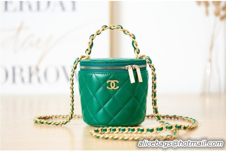 Promotional CHANEL VANITY WITH CHAIN Lambskin & Gold-Tone Metal AS2873 green