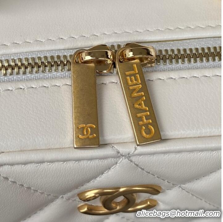 Luxury Cheap Chanel SMALL VANITY CASE Lambskin & Gold-Tone Metal AS3318 white