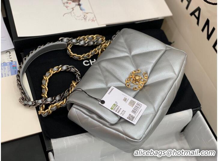 Good Product CHANEL Original Lambskin 19 Flap Bag AS1160 AS1161 Silver