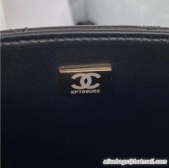 Luxurious Chanel small FLAP BAG Lambskin & Gold-Tone Metal AS3386 black