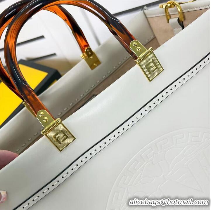 Promotional Fendi Sunshine Medium Fendace Printedleather Logo shopper F0873 white