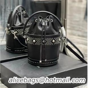 Most Popular SAINT LAURENT LE MAILLON HOOK BUCKET BAG IN SUPPLE LEATHER Y696333 black 