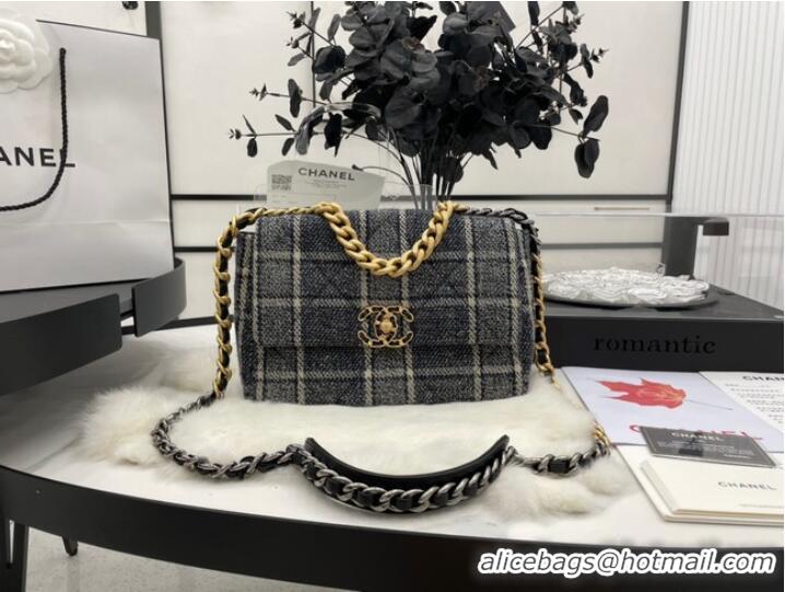 Market Sells CHANEL 19 Flap Bag Wool Tweed & gold-Finish Metal AS1160 gray