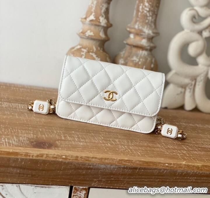 Fashion Luxury Chanel CLUTCH WITH CHAIN AP2929 white