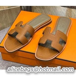 Trendy Design Hermes Orang Palm-Grained Leather Classic Flat Slide Sandals Brown 071951