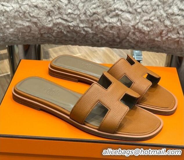 Trendy Design Hermes Orang Palm-Grained Leather Classic Flat Slide Sandals Brown 071951