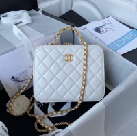 Good Looking Chanel VANITY CASE Lambskin & Gold-Tone Metal AS3319 white