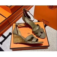 Popular Style Hermes Legend Palm-Grained Calfskin Wedge Sandals 7cm Elephant Grey 062254