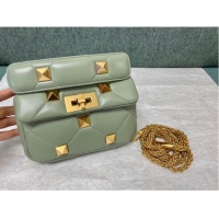 Reasonable Price VALENTINO GARAVANI ROMAN STUD Small sheepskin bag 1W2B0L04 light green