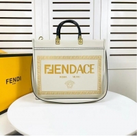 Promotional Fendi Sunshine Medium Fendace Printed leather Logo shopper 8BH386A white