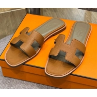 Trendy Design Hermes Orang Palm-Grained Leather Classic Flat Slide Sandals Brown 071951