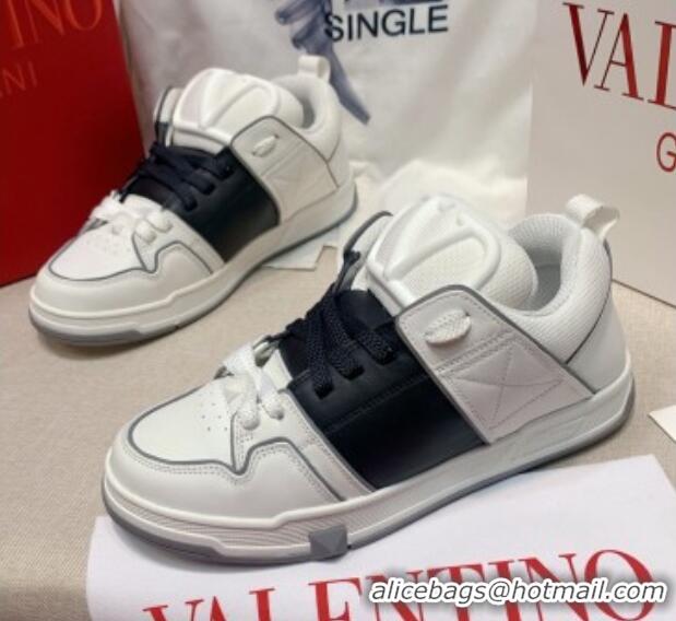 Luxurious Valentino One Stud Calfskin Sneakers with Stripe White/Black 0622112