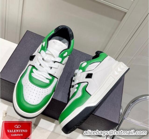 Good Quality Valentino One Stud Low-Top Nappa Sneakers White/Green 062518