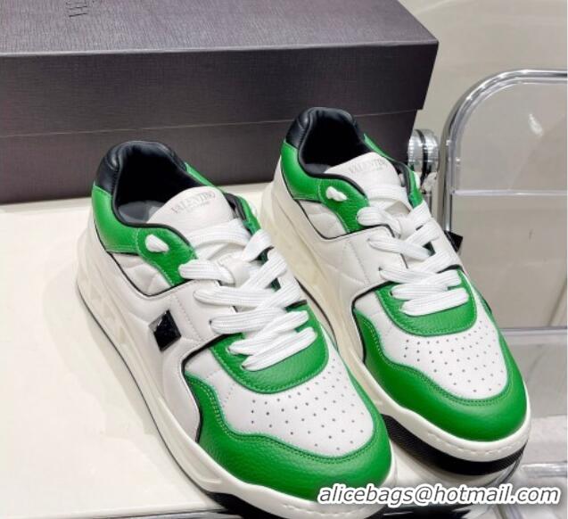 Good Quality Valentino One Stud Low-Top Nappa Sneakers White/Green 062518