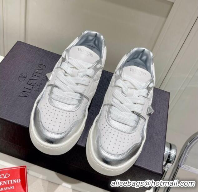 Top Grade Valentino One Stud Low-Top Nappa Sneakers White/Silver 062525