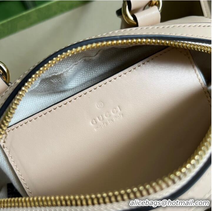 Pretty Style Gucci GG Matelasse leather top handle bag 702251 Beige