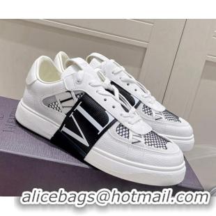 Shop Duplicate Valentino VLTN Calfskin Low-top Sneakers White/Black 062540