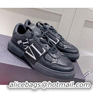 Pretty Style Valentino VLTN Calfskin Low-top Sneakers White/Black 062546