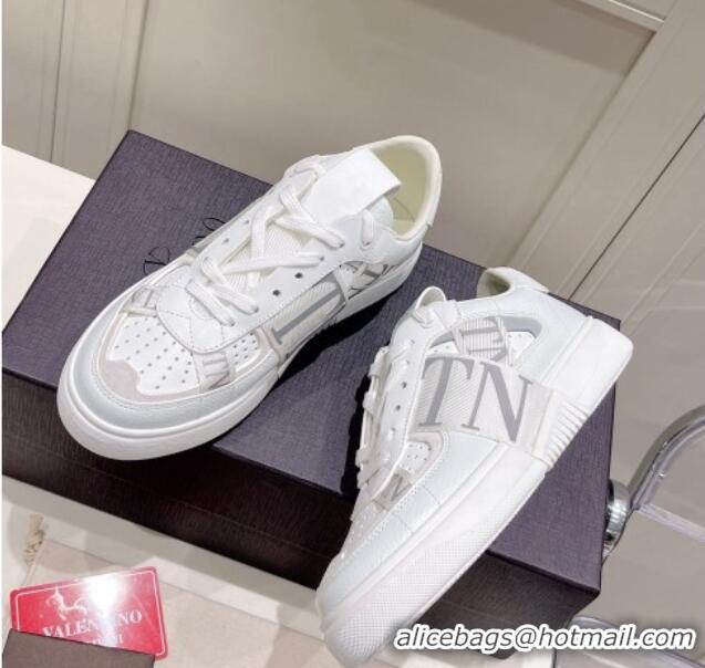 Good Looking Valentino VLTN Calfskin Low-top Sneakers White/Grey 062549