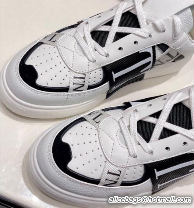 Good Looking Valentino VLTN Calfskin Low-top Sneakers White/Black 062553