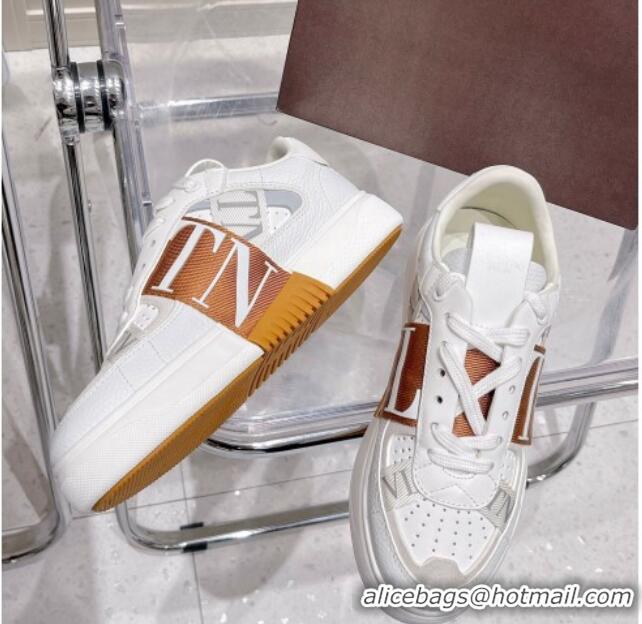 Top Grade Valentino VLTN Calfskin Low-top Sneakers White/Brown 062557