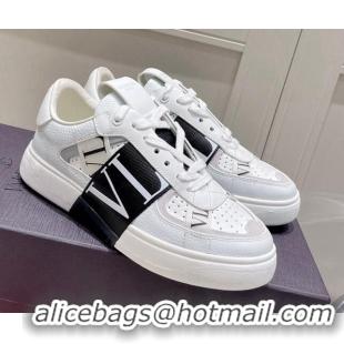 Low Cost Valentino VLTN Calfskin Low-top Sneakers White/Black 062560