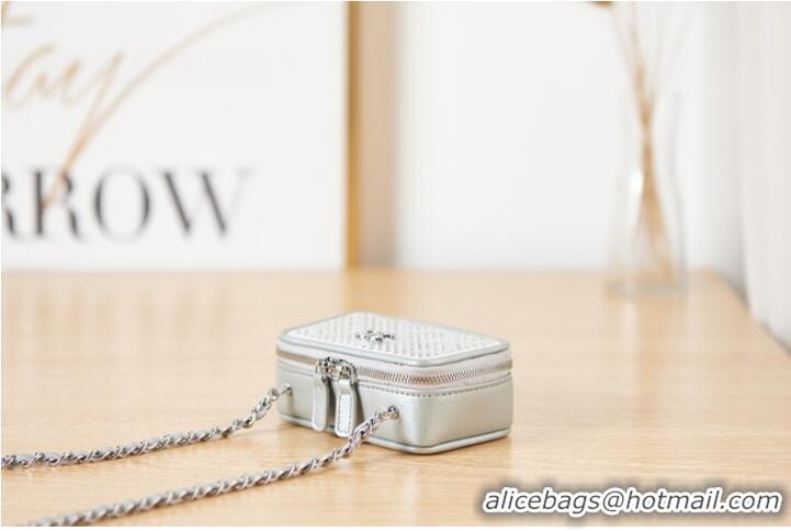 Famous Brand CHANEL SMALL VANITY WITH CHAIN AS2856 silver