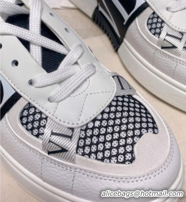 Luxurious Valentino VL7N Low Sneakers in Mesh and Calfskin Aged White/Black 2072065