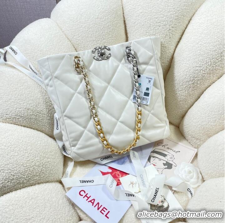 Buy Fashionable CHANEL 19 SHOPPING BAG AS3519 white