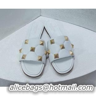 Durable Valentino Roman Stud Grained Calfskin Flat Slide Sandals White 2072233