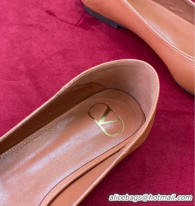 Good Looking Valentino VLogo Grained Leather Ballerinas Flat Brown 072239